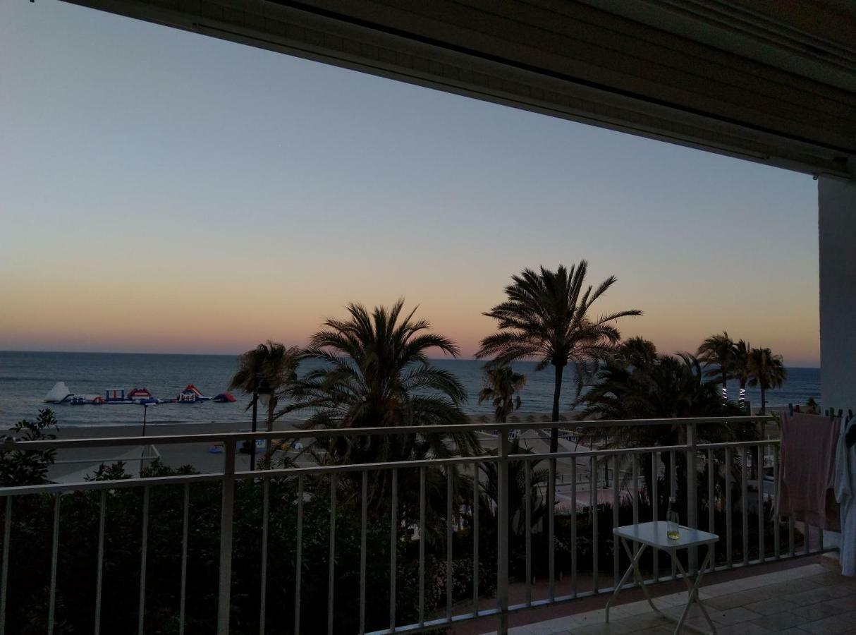 First Line Beach Sea View เอสเตโปนา ภายนอก รูปภาพ
