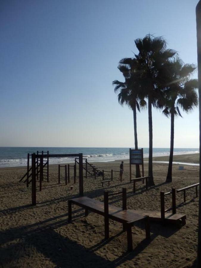 First Line Beach Sea View เอสเตโปนา ภายนอก รูปภาพ